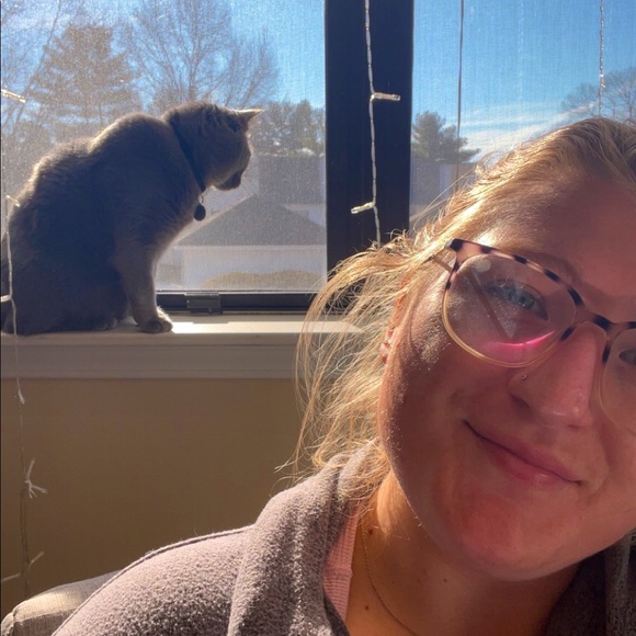 Meet your Posher, Maggie - Picture 3 of 7